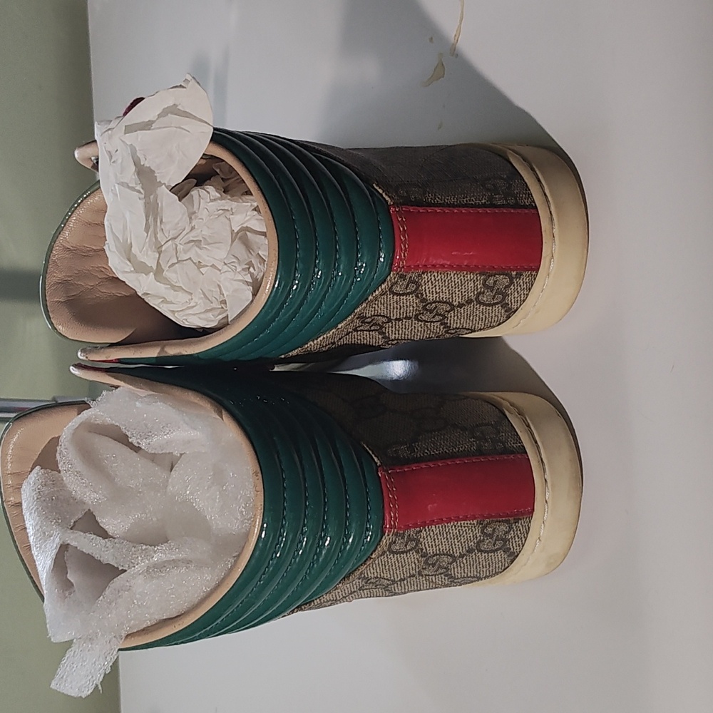 Gucci High-Tops with Red and Green Details - Picture 3 of 8